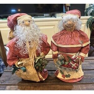 Vintage 1992 Folk Art Santa Clause & Mrs. Clause Christmas Decor Paper **READ
